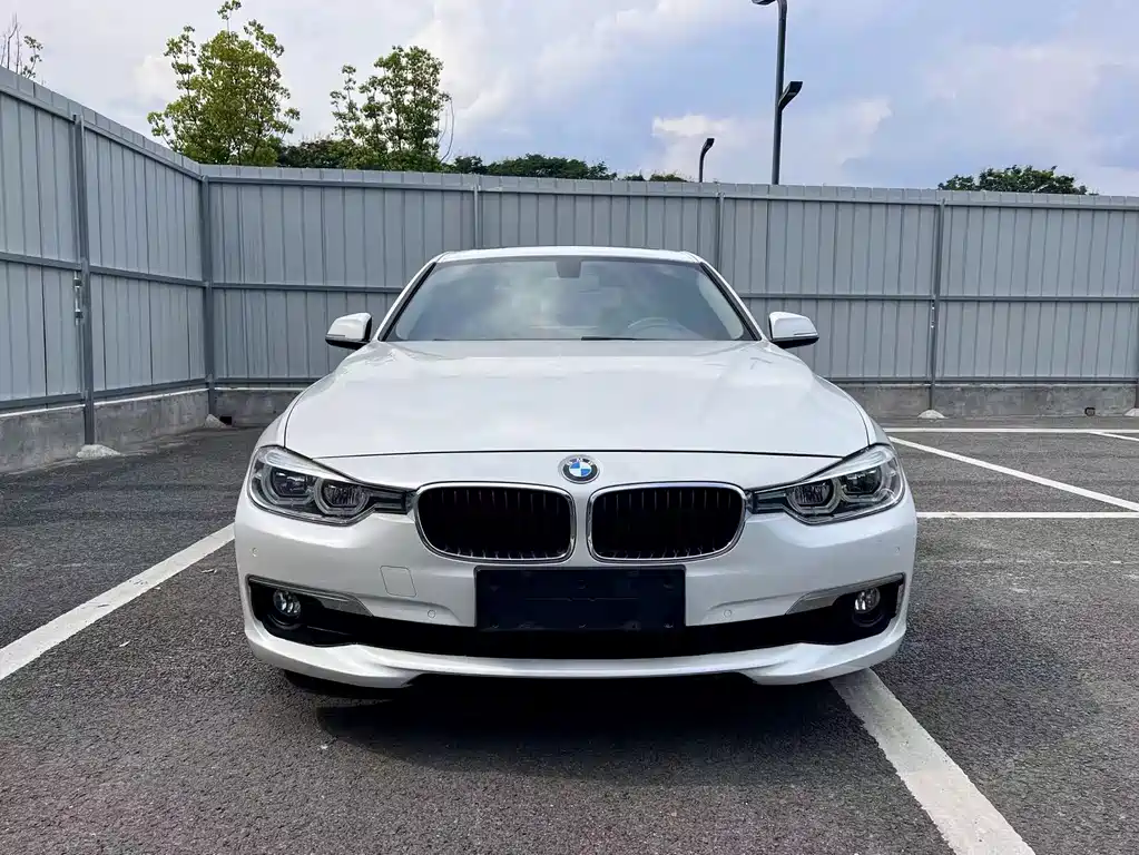 BMW 3 Series — миниатюра 2