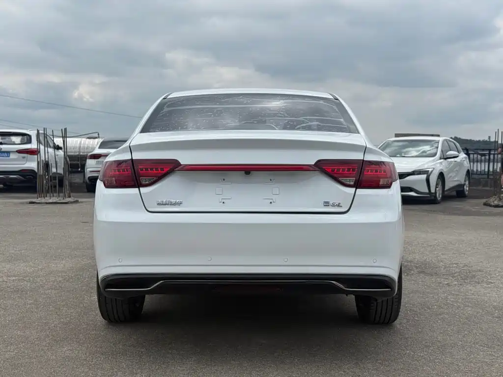 Geely Emgrand GL — миниатюра 12