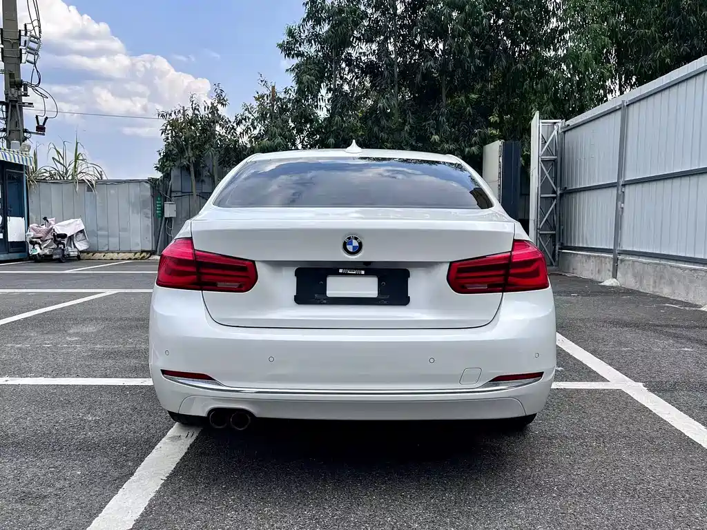 BMW 3 Series — миниатюра 5