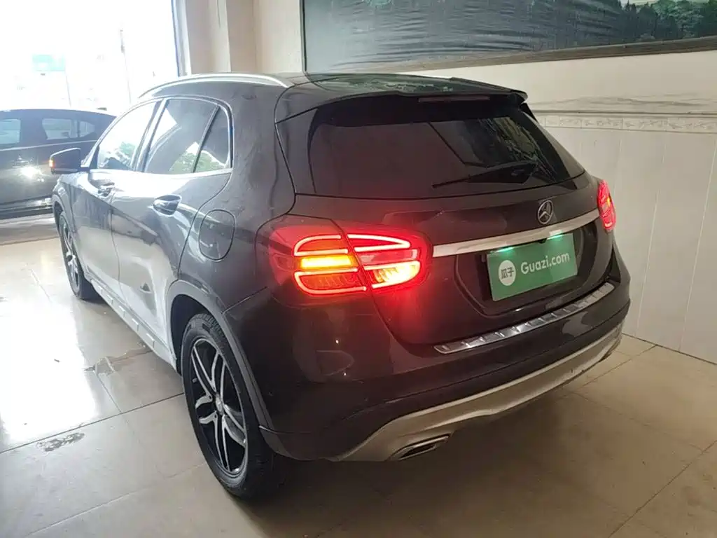 Mercedes-Benz GLA — миниатюра 5