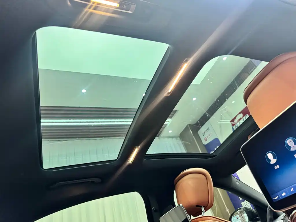 Mercedes-Benz S-Class — миниатюра 22