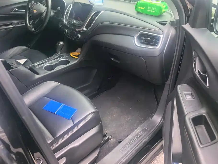 Chevrolet Equinox — миниатюра 8