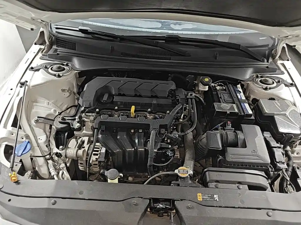 Hyundai Elantra — миниатюра 20