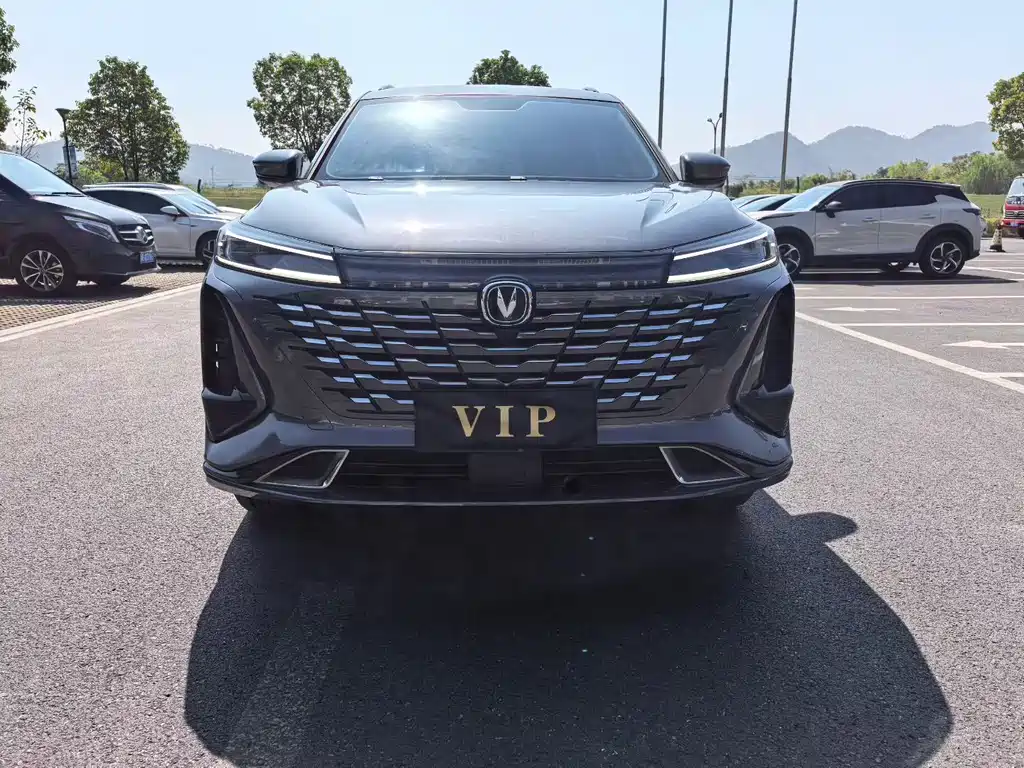 Changan CS75PLUS 2023 — фото 2
