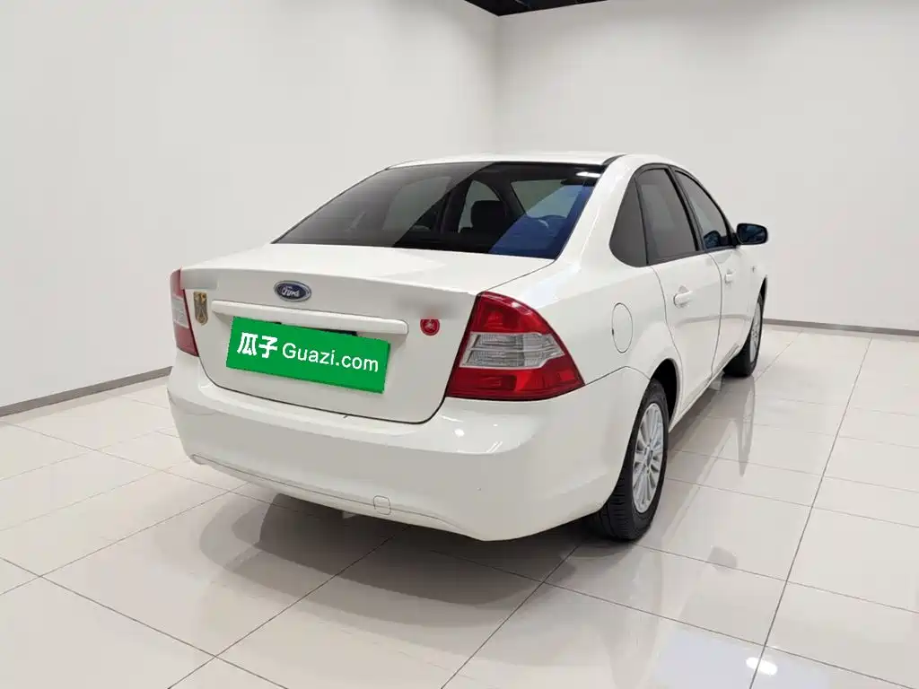 Ford Focus — миниатюра 6