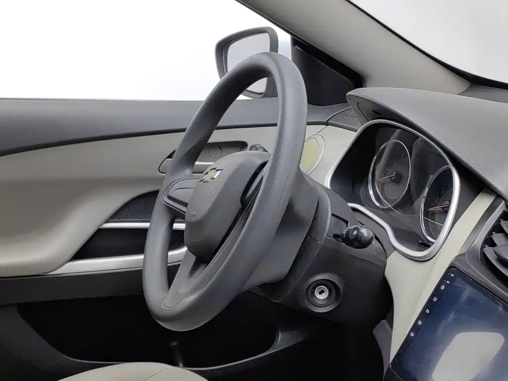 Chevrolet Sail — миниатюра 22