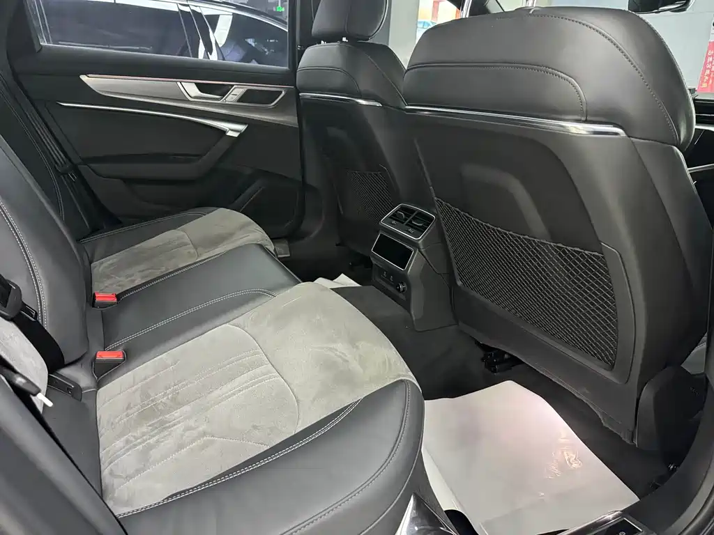 Audi A6L — миниатюра 11
