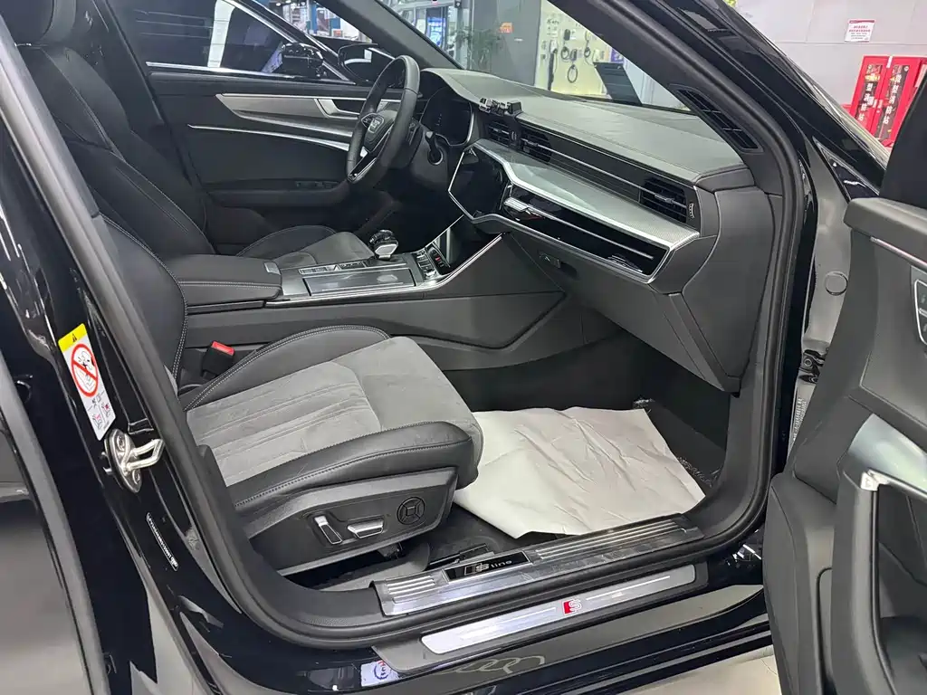 Audi A6L — миниатюра 4