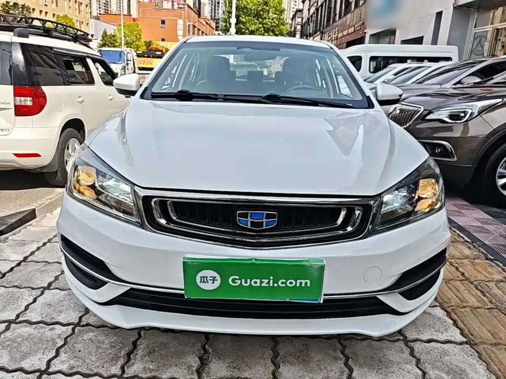 Geely Emgrand — миниатюра 3