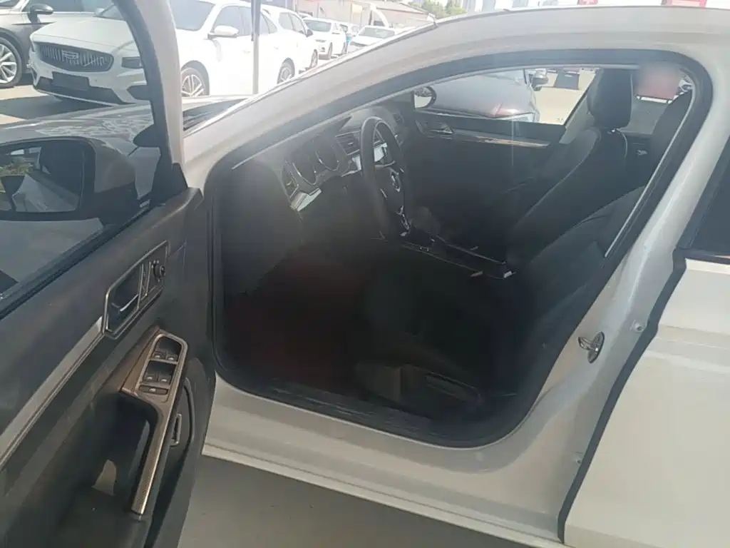 Volkswagen Lamando — миниатюра 16