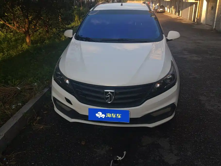 Baojun 310W — миниатюра 2