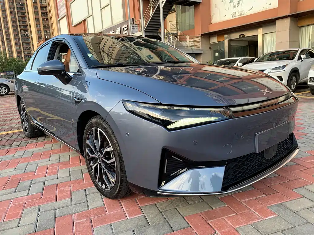 XPeng P5 — миниатюра 7