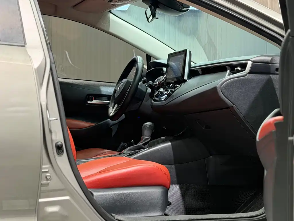 Toyota Corolla — миниатюра 11