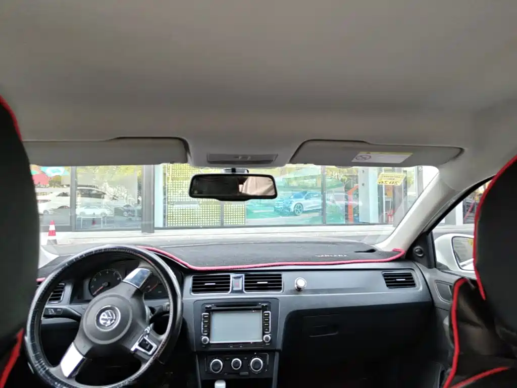 Volkswagen Santana — миниатюра 23