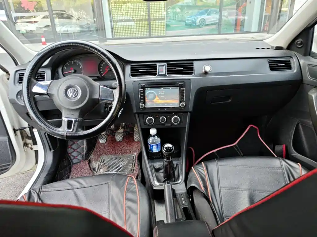 Volkswagen Santana — миниатюра 14