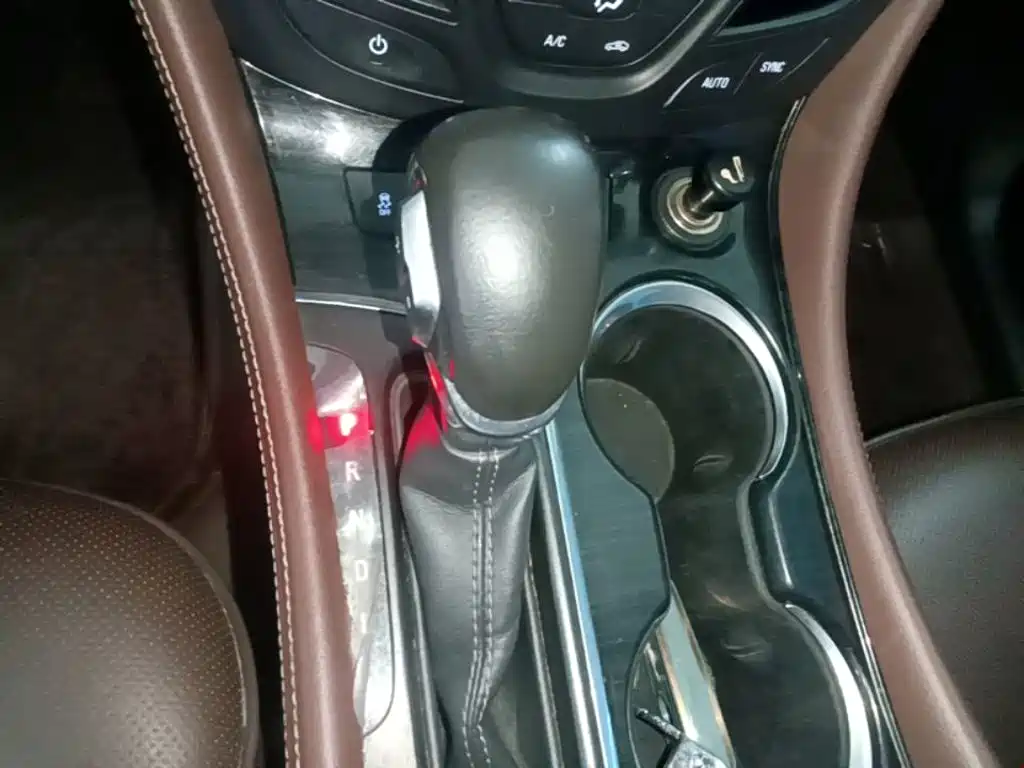 Buick Envision Plus — миниатюра 14