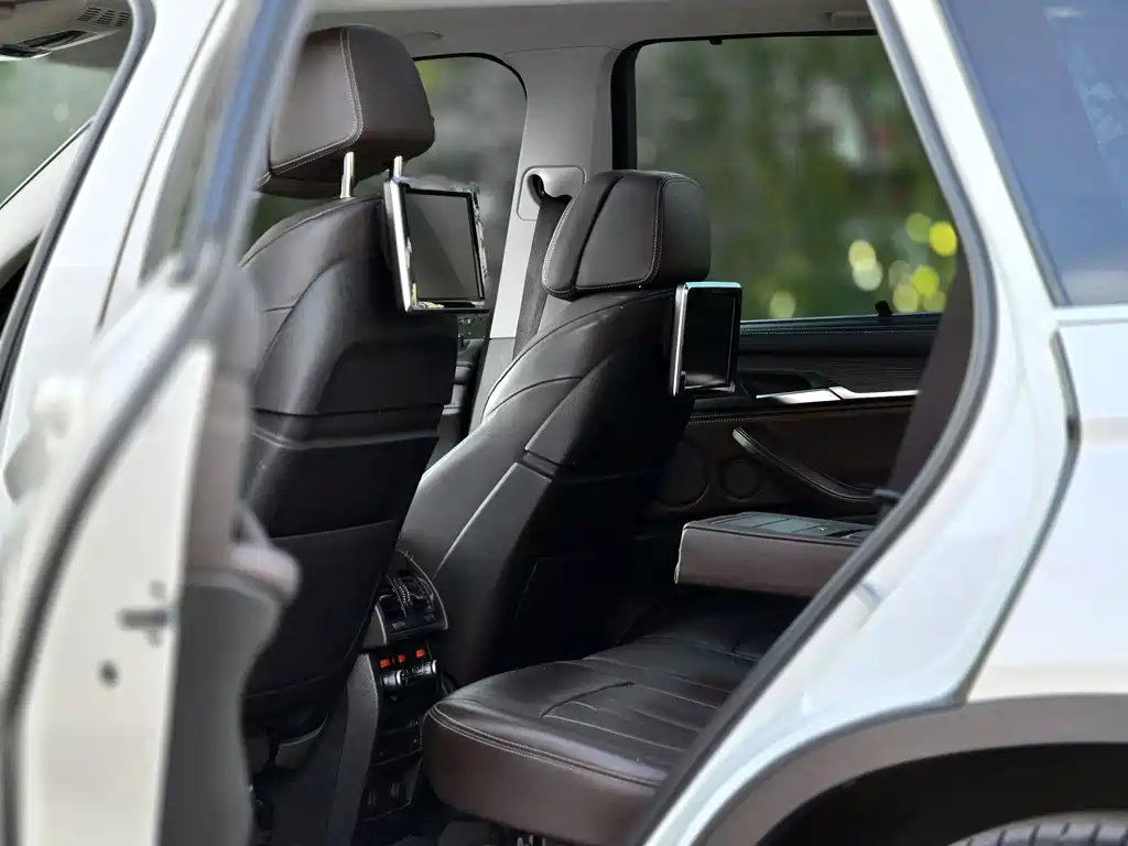 BMW X5 (Import) — миниатюра 22