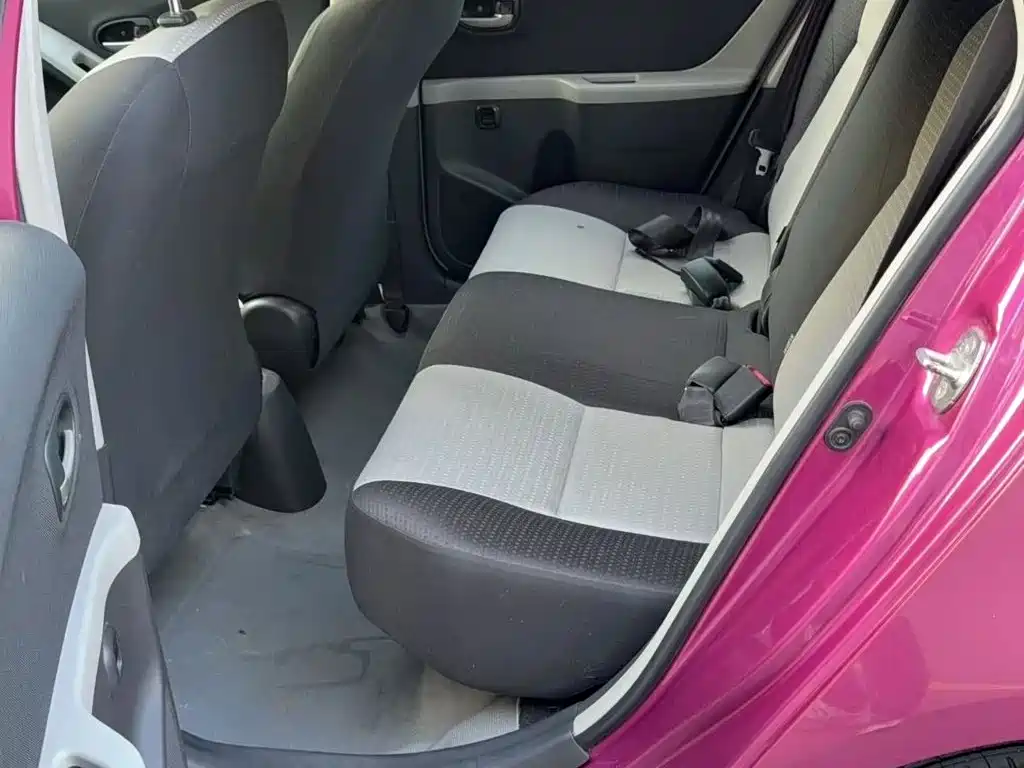 Toyota Yaris — миниатюра 4