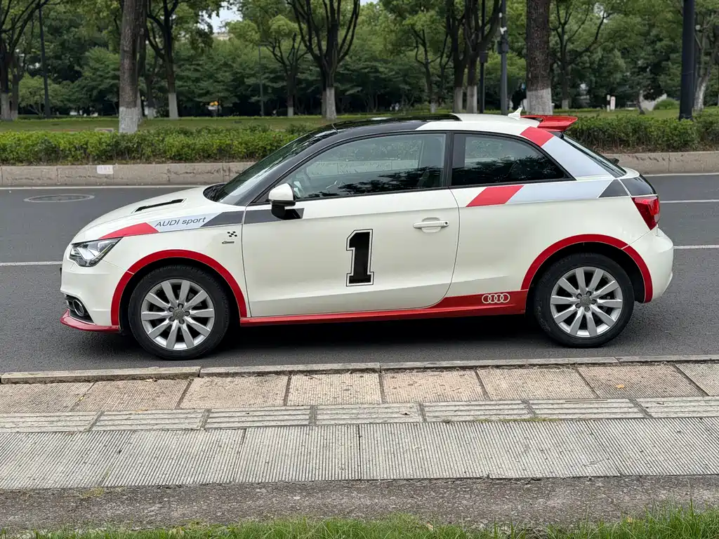 Audi A1 2013 30 TFSI Ego plus