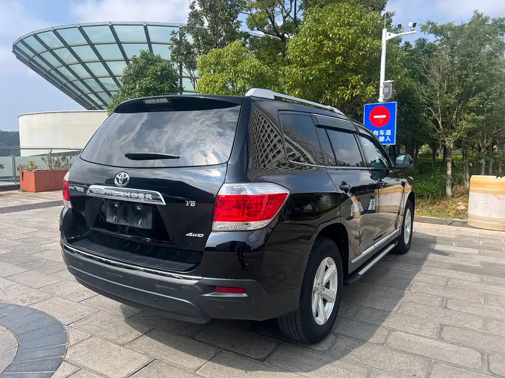 Toyota Highlander — миниатюра 15