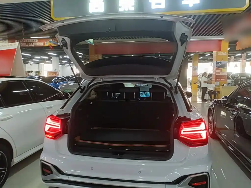 Audi Q2L — миниатюра 19