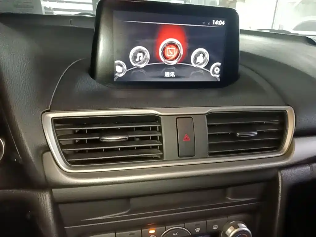 Mazda 3 Axela — миниатюра 13