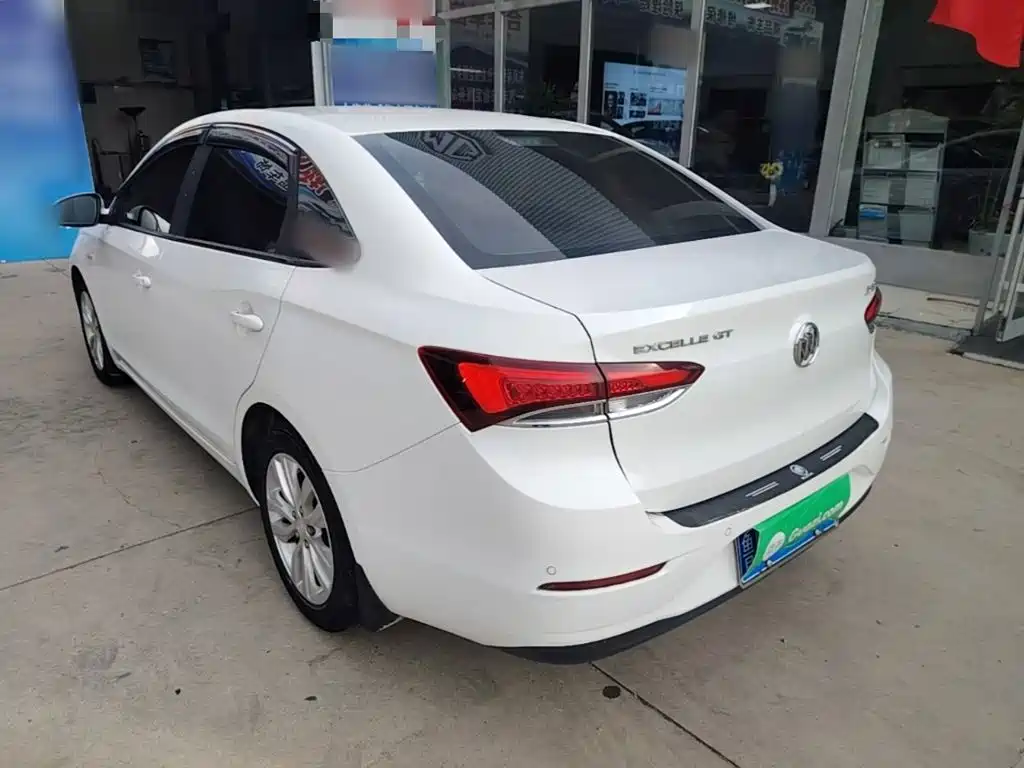 Buick Excelle — миниатюра 5