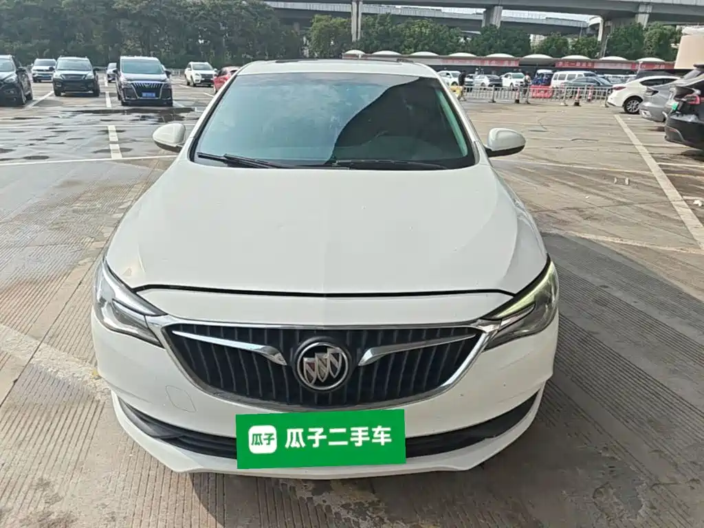 Buick Excelle — миниатюра 3
