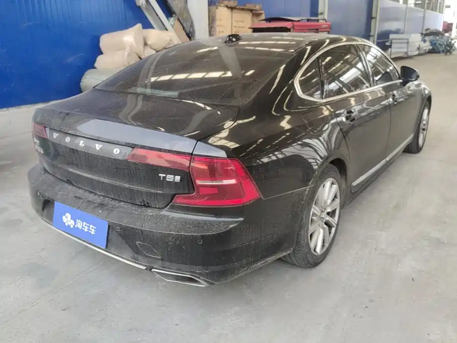 Volvo S90 — миниатюра 3
