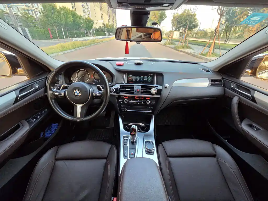 BMW X4 — миниатюра 11