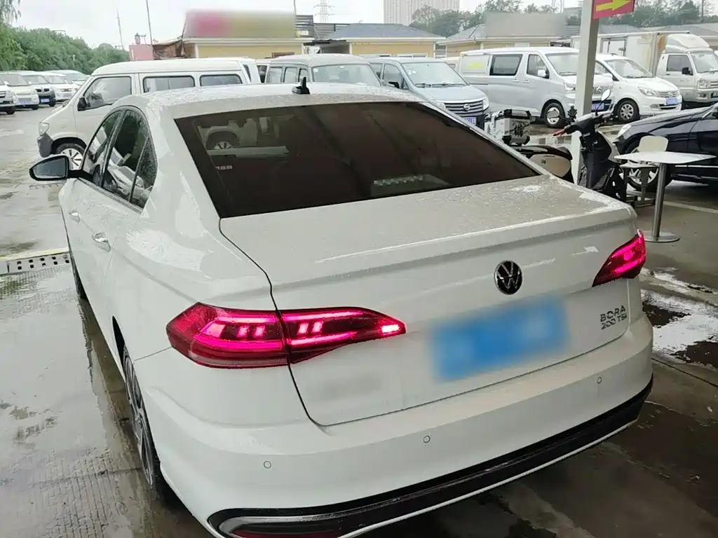 Volkswagen Bora — миниатюра 5