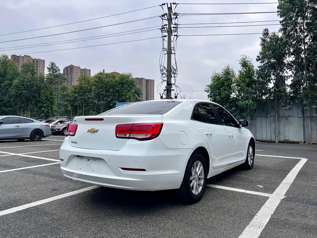 Chevrolet Malibu — миниатюра 4