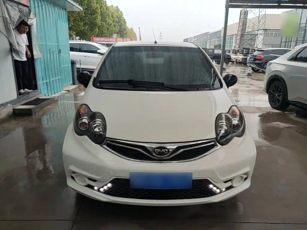 BYD F0 — миниатюра 3