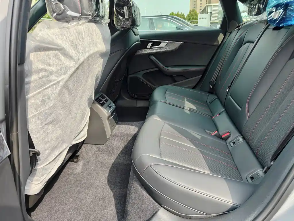 Audi A4L — миниатюра 6
