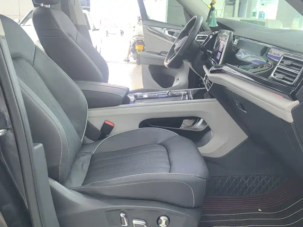 Volkswagen Teramont — миниатюра 12