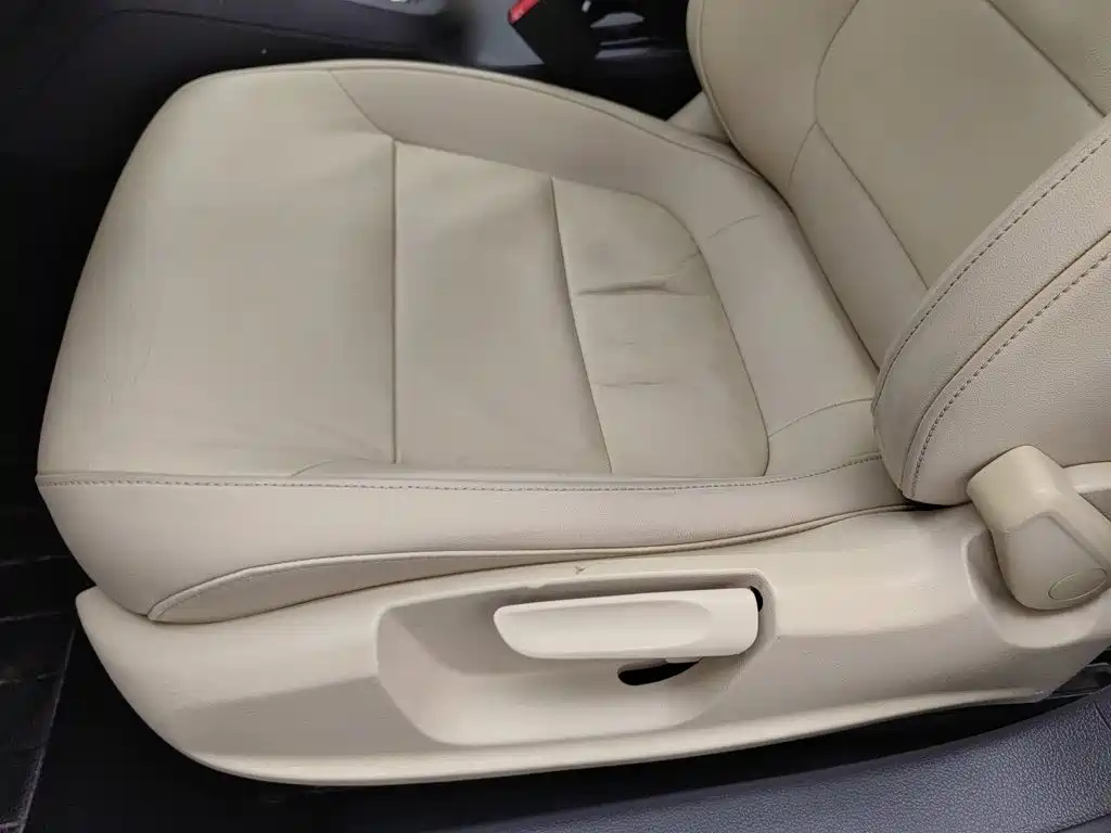 Volkswagen Sagitar — миниатюра 20