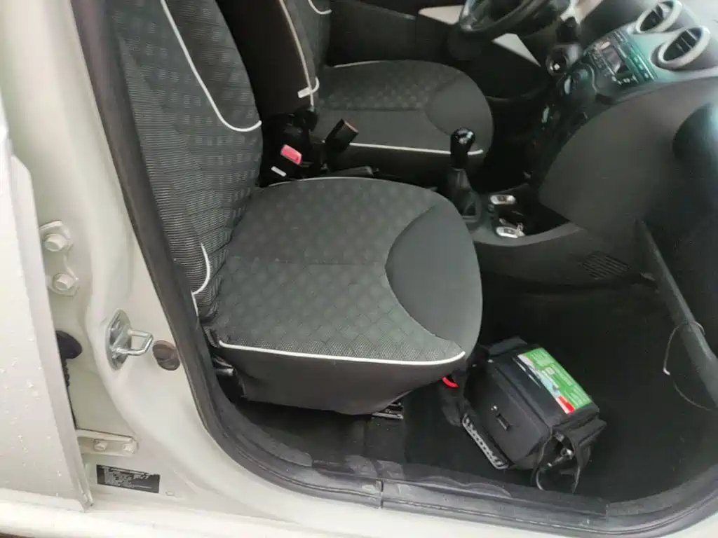 BYD F0 — миниатюра 25
