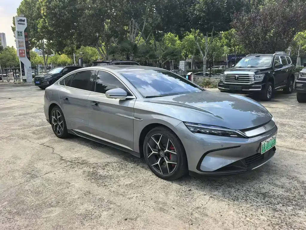BYD Han — миниатюра 2