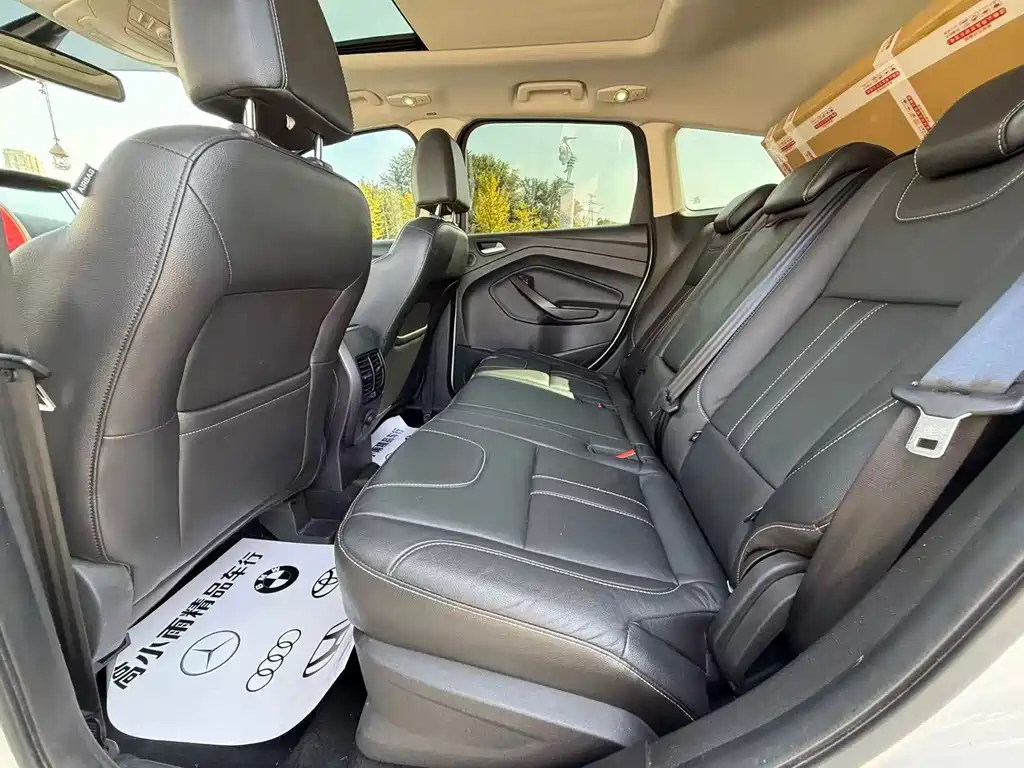 Ford Kuga — миниатюра 5