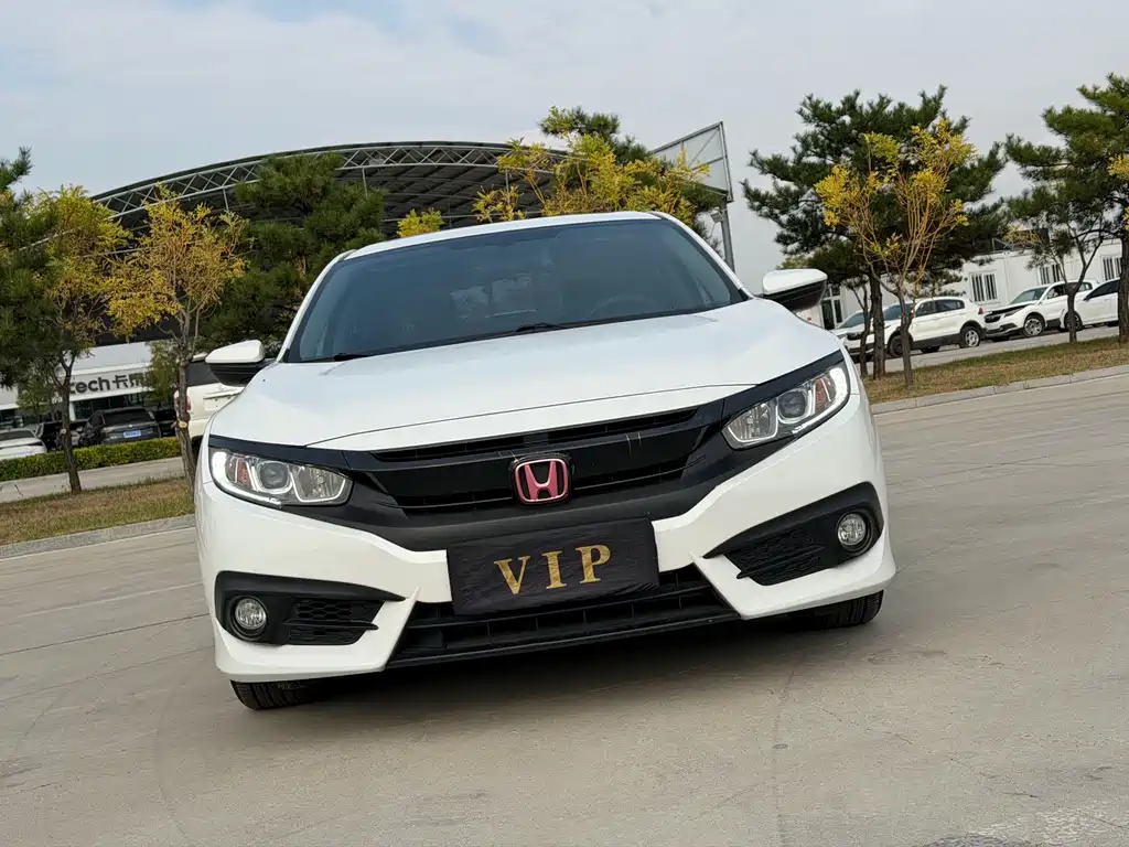 Honda Civic — миниатюра 5