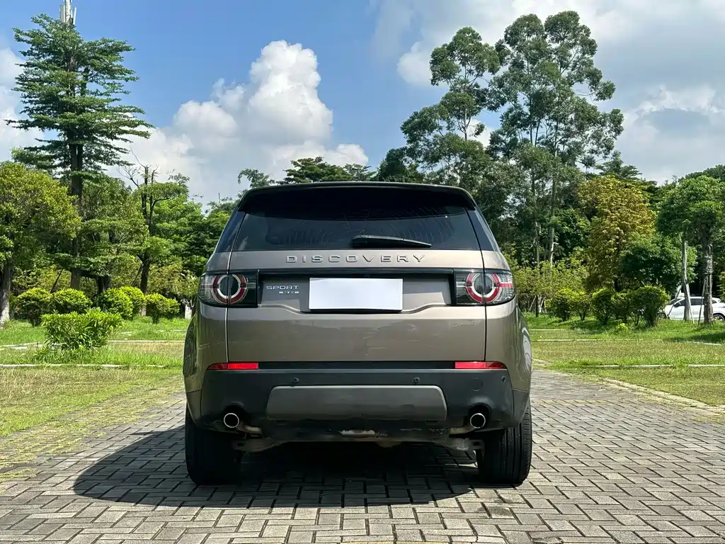 Land Rover Discovery Sport — миниатюра 8