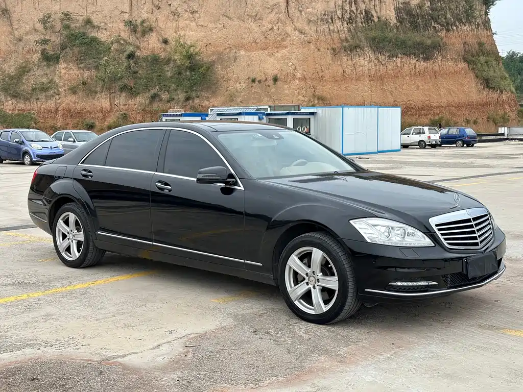 Mercedes-Benz S-Class — миниатюра 3