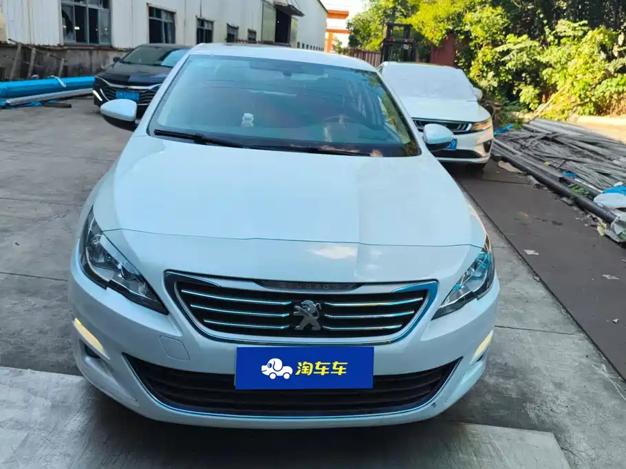 Peugeot 408 — миниатюра 2