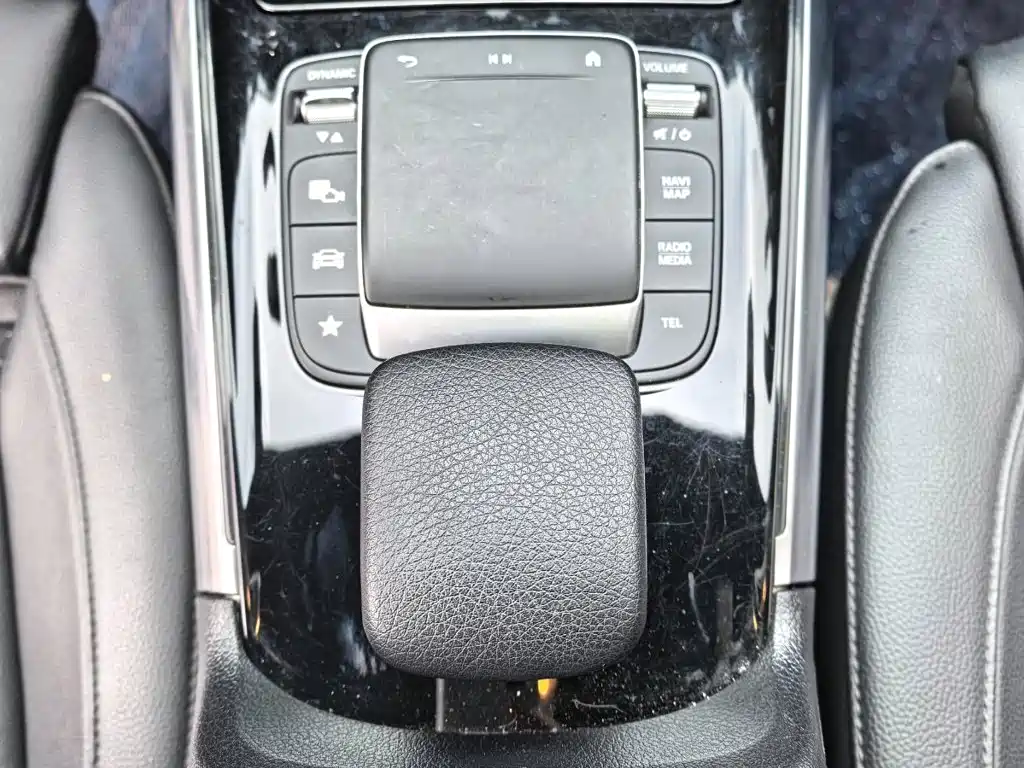 Mercedes-Benz GLA — миниатюра 14