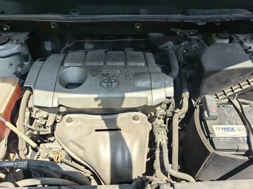 Toyota RAV4 — миниатюра 18