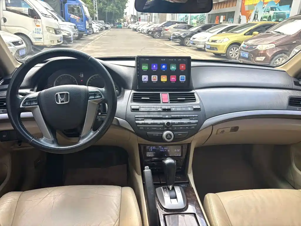 Honda Accord — миниатюра 5