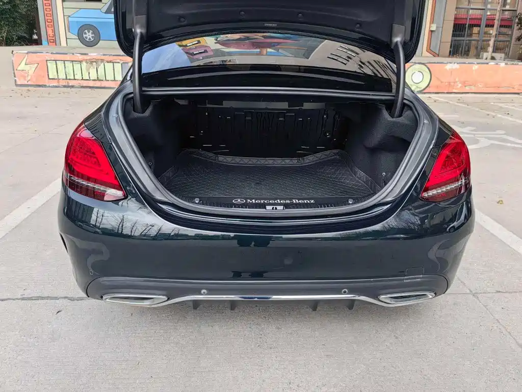 Mercedes-Benz C-Class — миниатюра 20