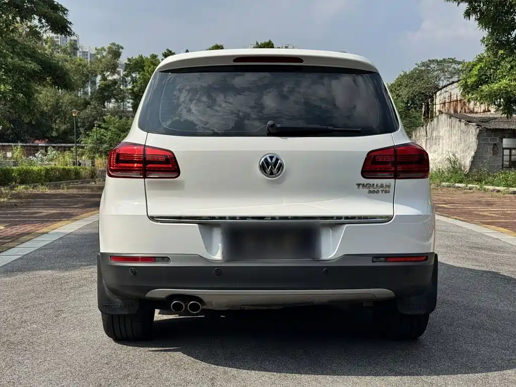 Volkswagen Tiguan — миниатюра 12