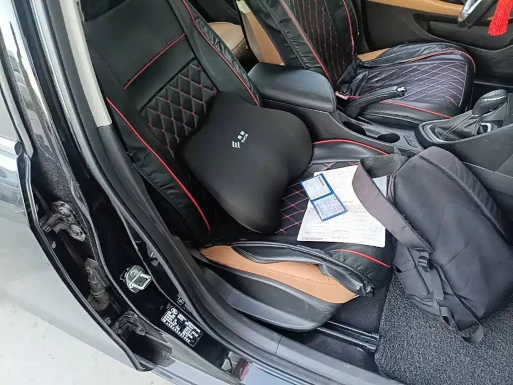 Buick Excelle — миниатюра 25