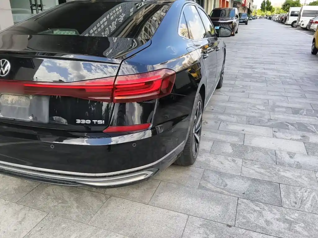 Volkswagen Passat — миниатюра 8